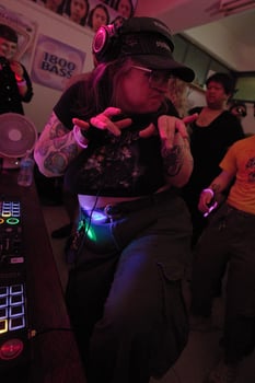 CLICKBAIT Bass Face 12